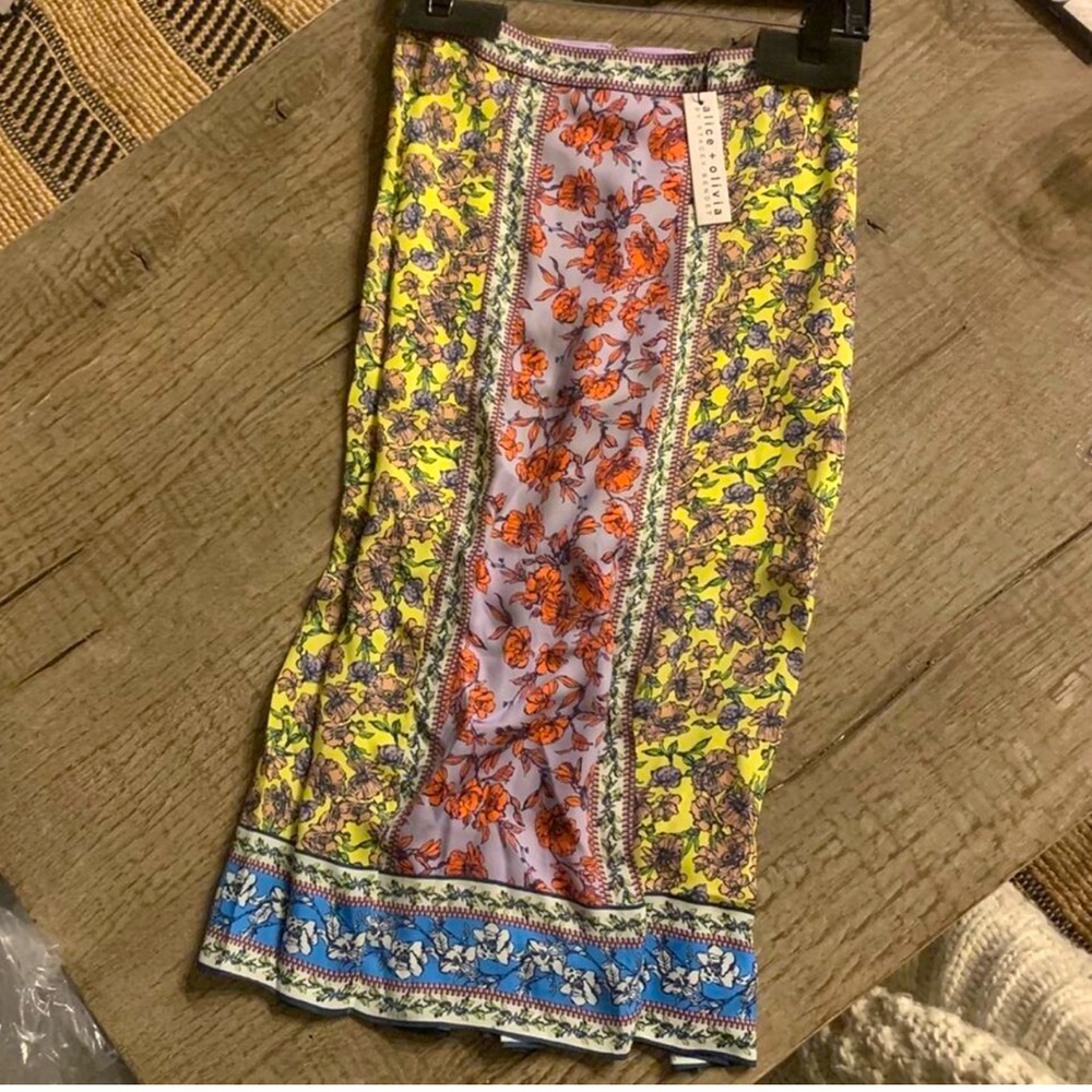Alice + Olivia Athena Midi Skirt. - Picture 6 of 10